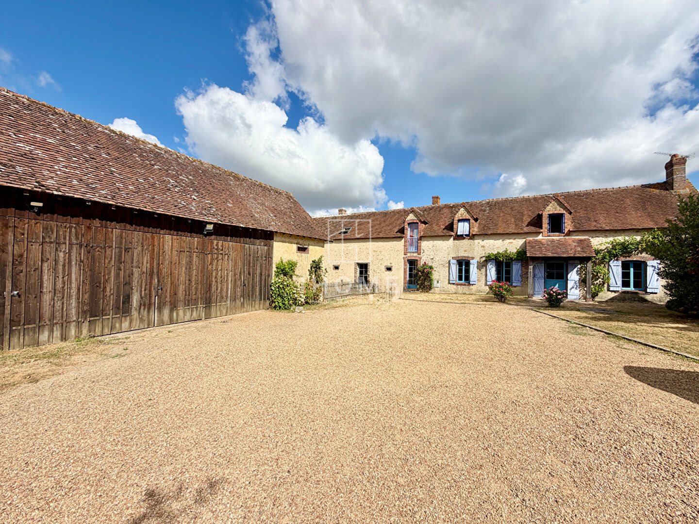 Maison à vendre, 242m², Semur-en-Vallon