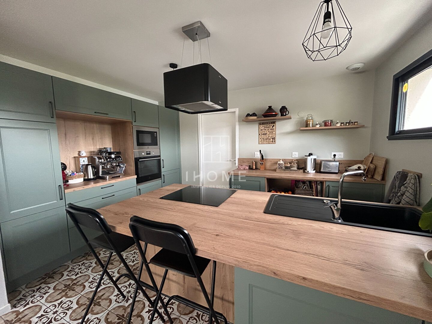 Maison à vendre, 192m², La Bazoge