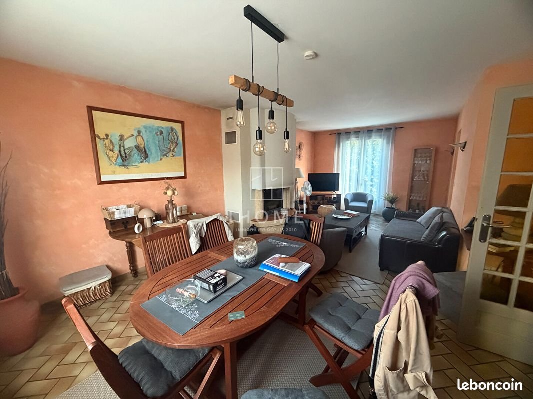 Maison à vendre, 100m², Saint-Saturnin
