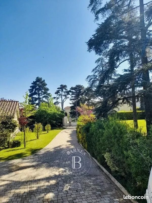 Maison à vendre, 220m², Grézieu-la-Varenne