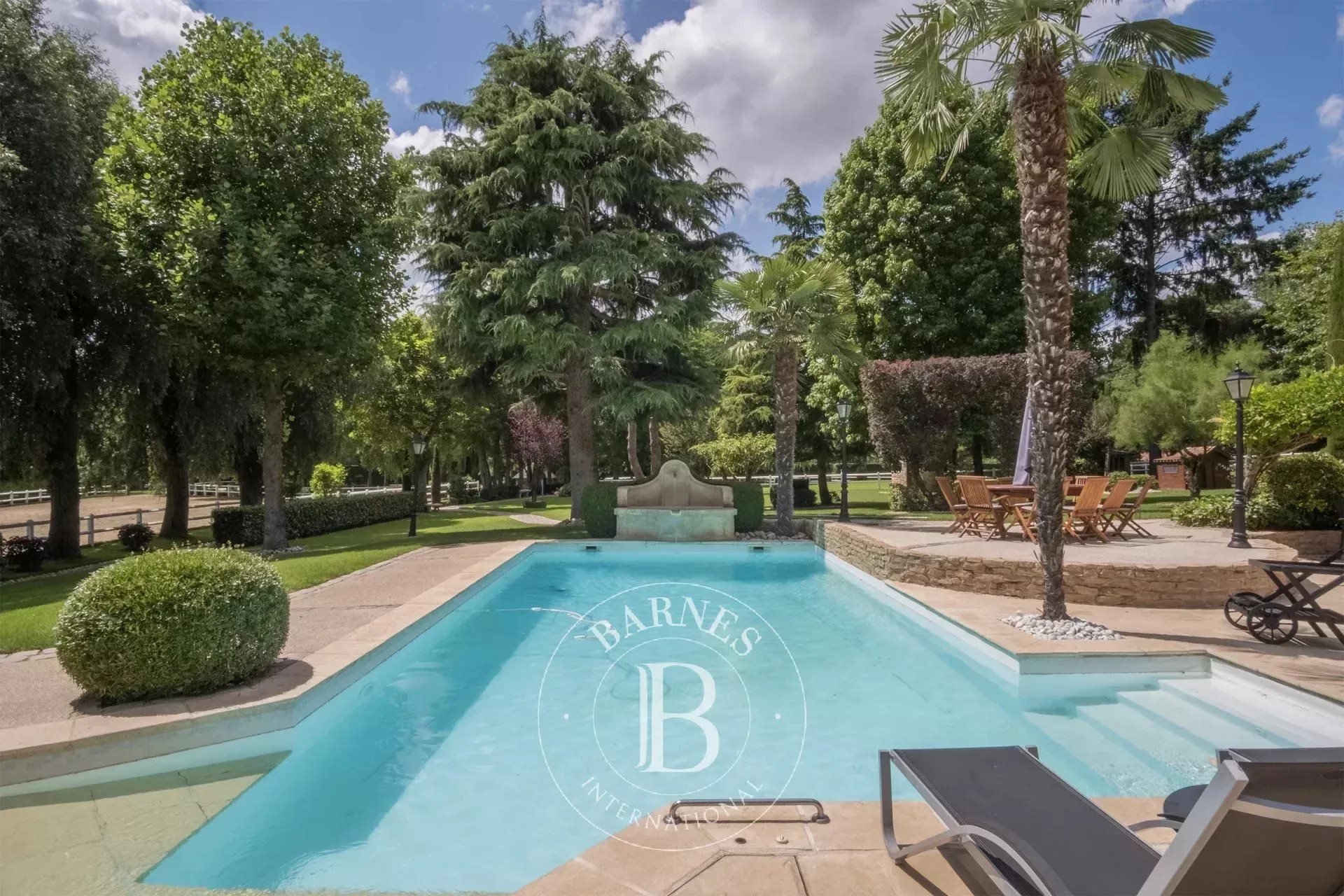Maison à vendre, 405m², Sainte-Euphémie