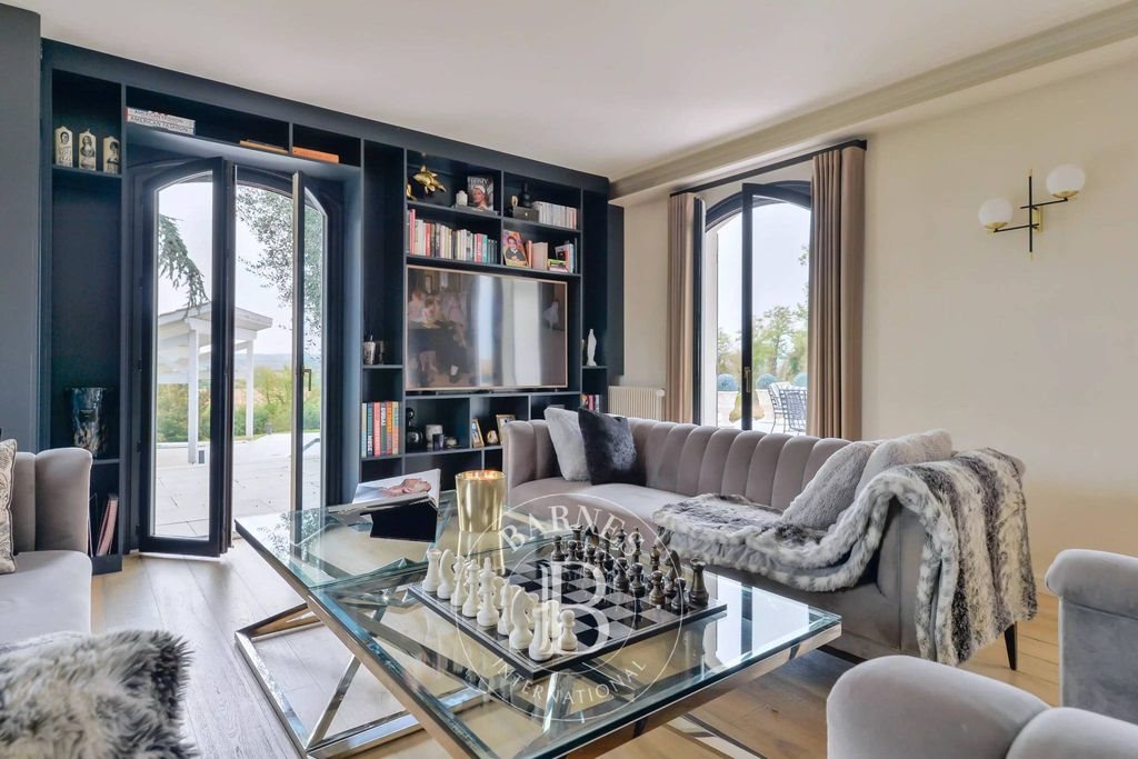Maison à louer, 222m², Saint-Symphorien-d'Ozon