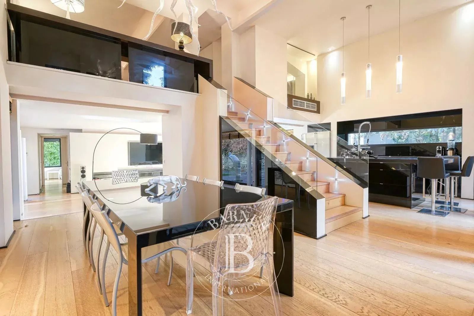 Maison à louer, 296m², Saint-Didier-au-Mont-d'Or