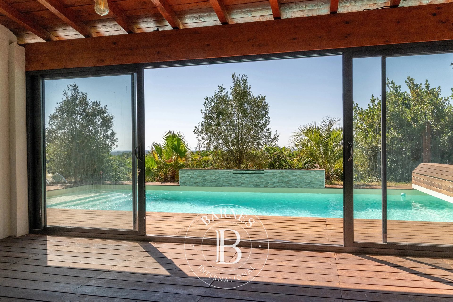Maison à vendre, 377m², Neyron