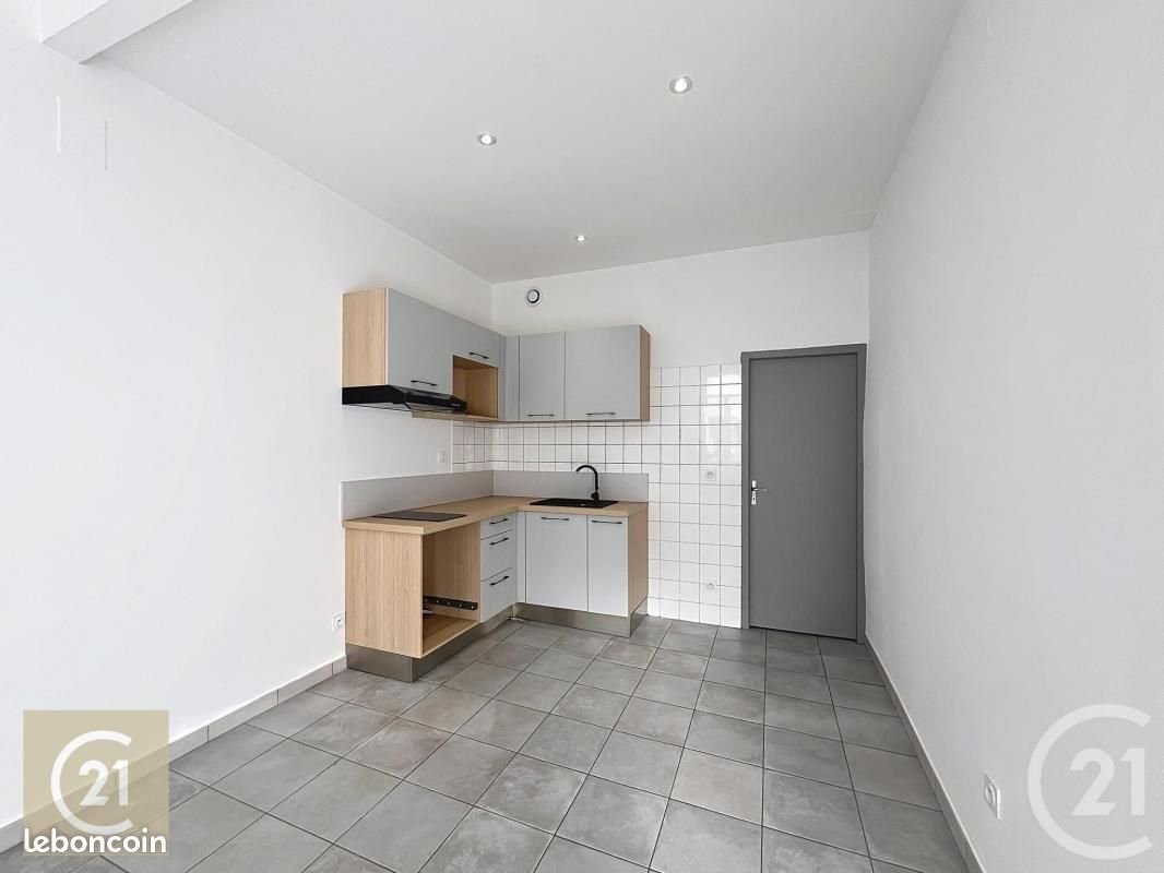 Appartement à louer, 34m², Béziers
