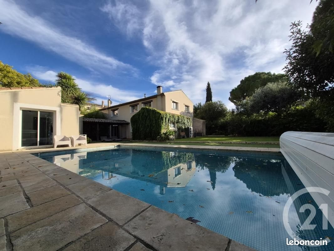 Maison à vendre, 329m², Usclas-d'Hérault