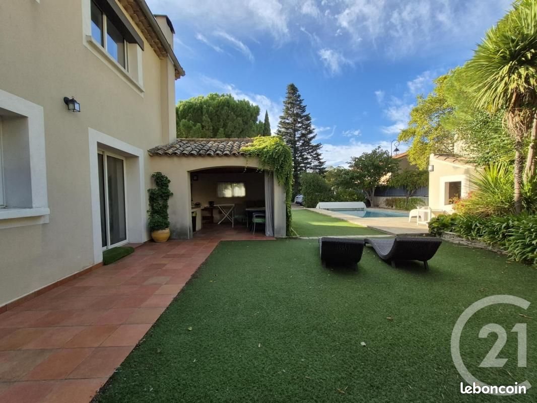 Maison à vendre, 329m², Usclas-d'Hérault