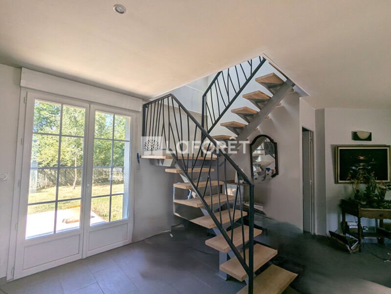 Maison à vendre, 174m², Pierres