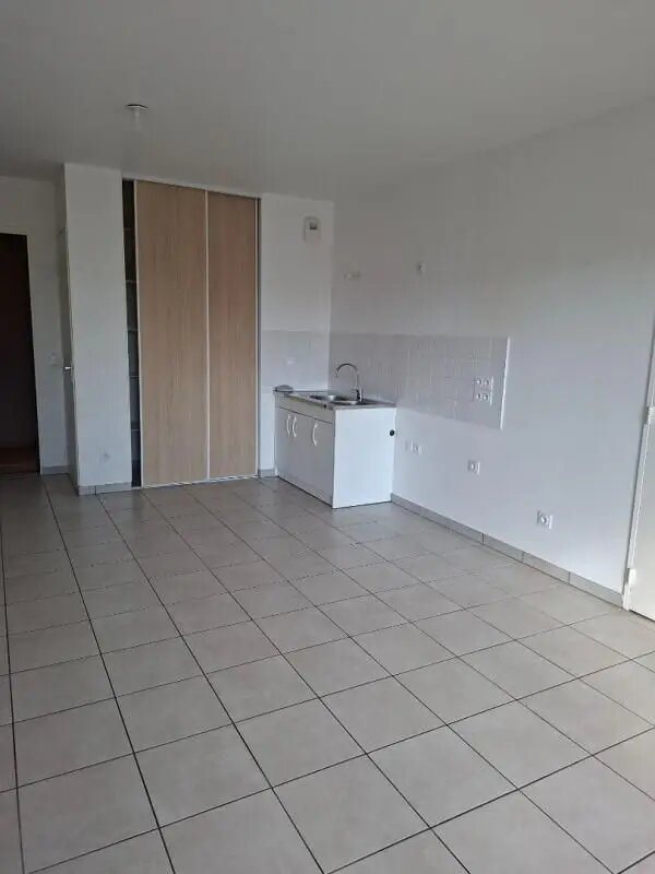 Appartement à louer, 59m², Pierre-Bénite