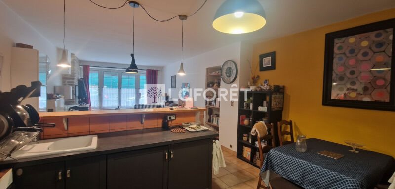 Maison à vendre, 101m², Fougères