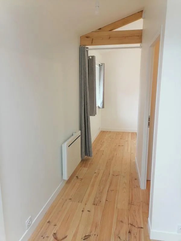 Maison à louer, 26m², Roches-Prémarie-Andillé