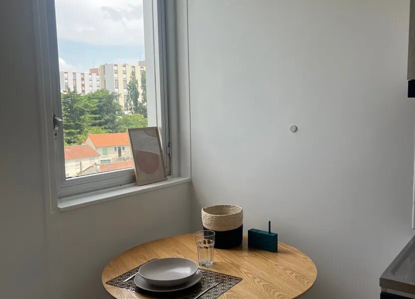 Appartement à louer, 27m², Poitiers