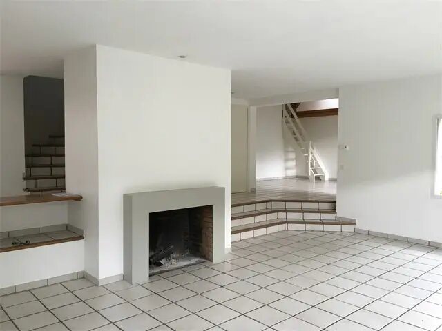 Maison à vendre, 188m², Saint-Priest-en-Jarez