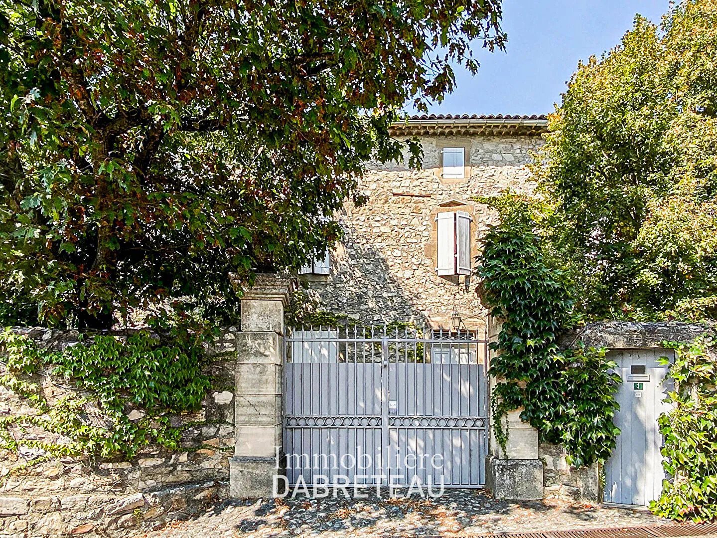 Maison à vendre, 530m², Saint-Jean-de-Maruéjols-et-Avéjan