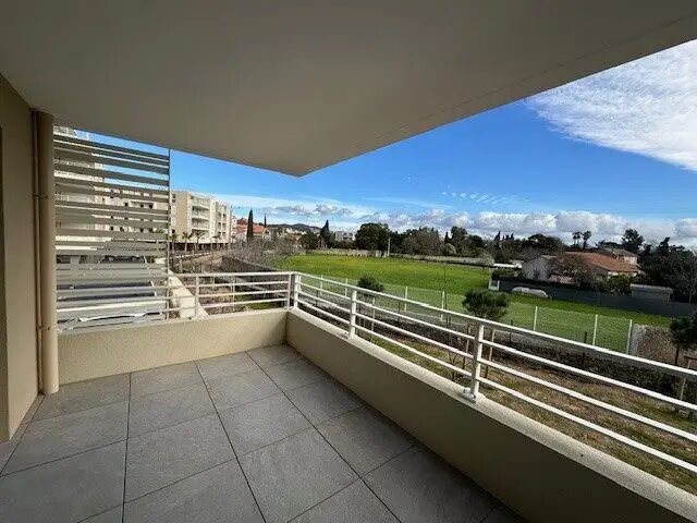 Appartement à louer, 63m², Hyères