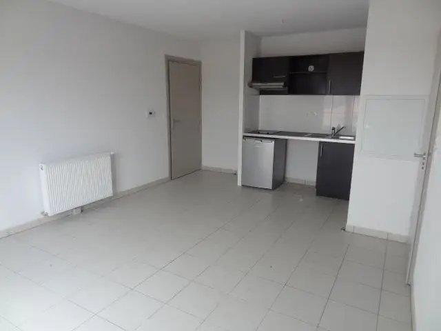 Appartement à louer, 35m², Montberon