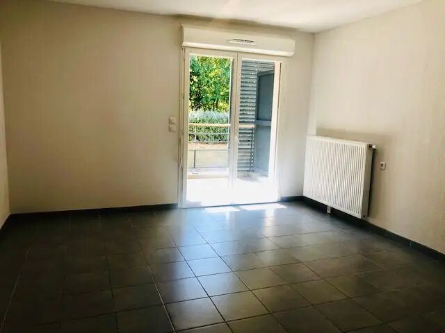 Appartement à louer, 31m², Saint-Geniès-Bellevue