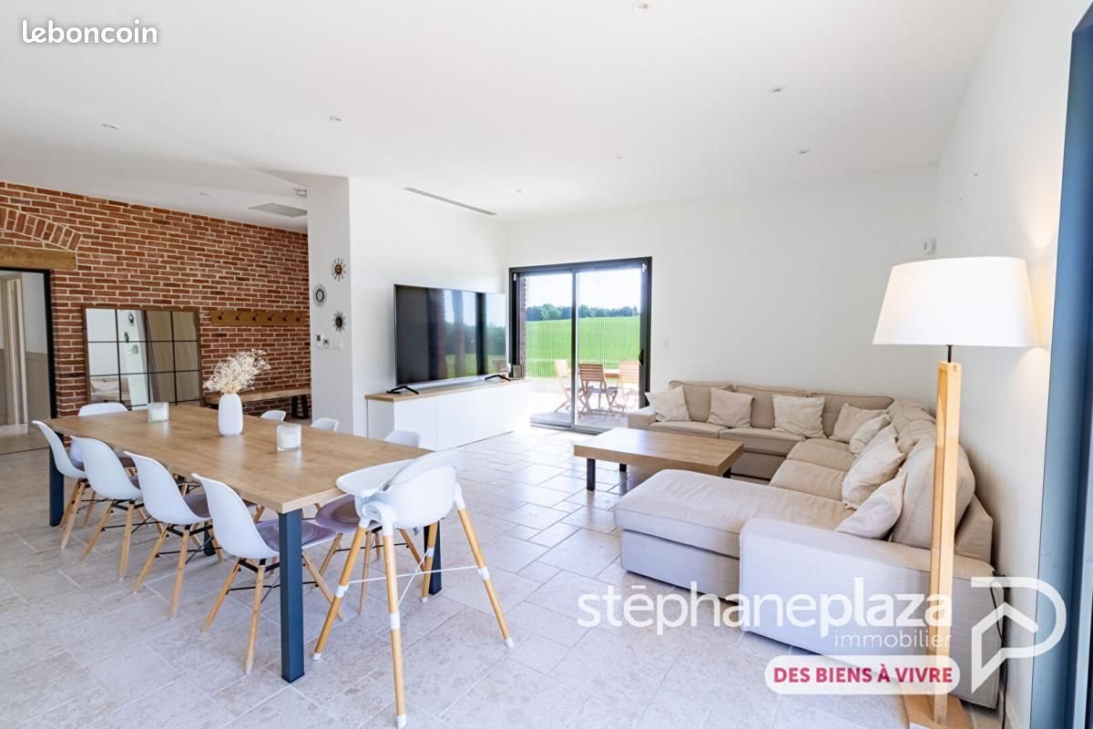 Maison à vendre, 214m², Curtafond