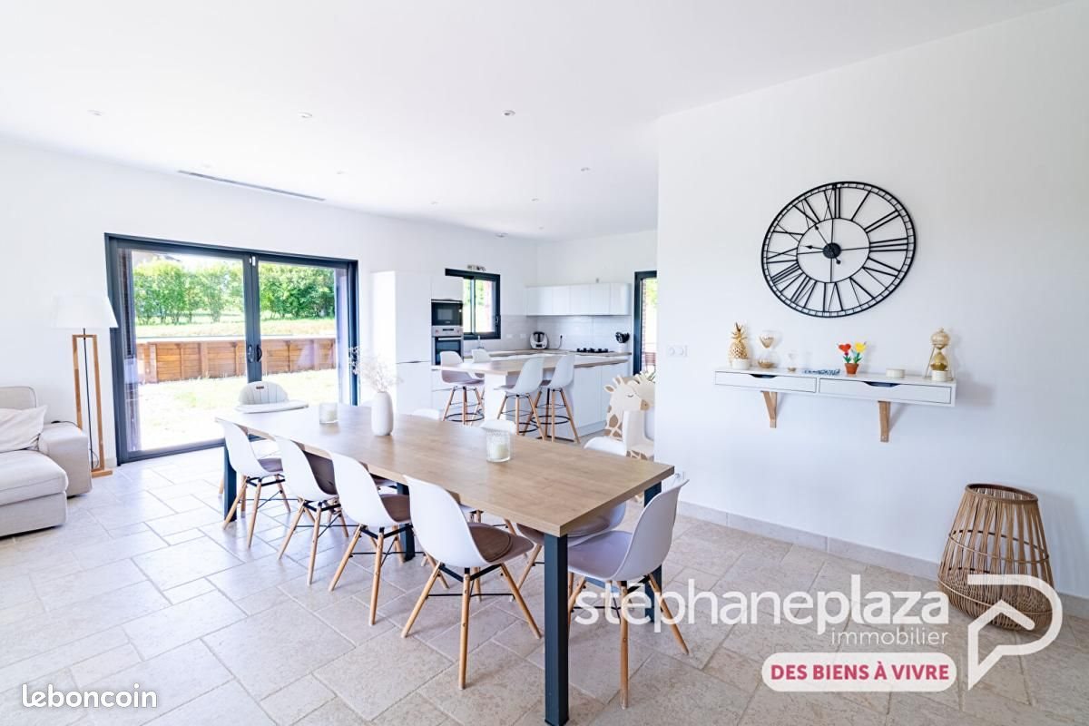 Maison à vendre, 214m², Curtafond