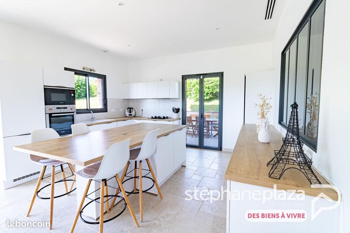Maison à vendre, 214m², Curtafond