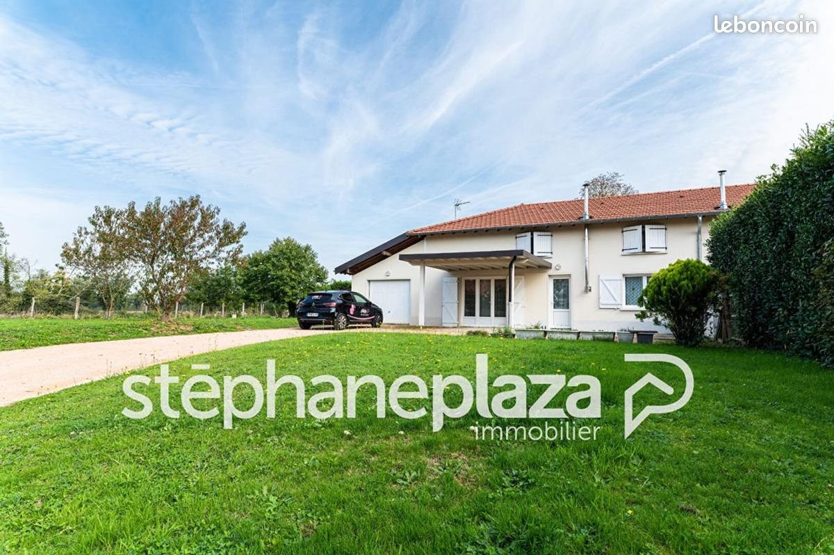 Maison à louer, 110m², Chaveyriat