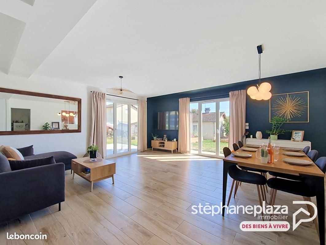 Maison à vendre, 124m², Chalamont