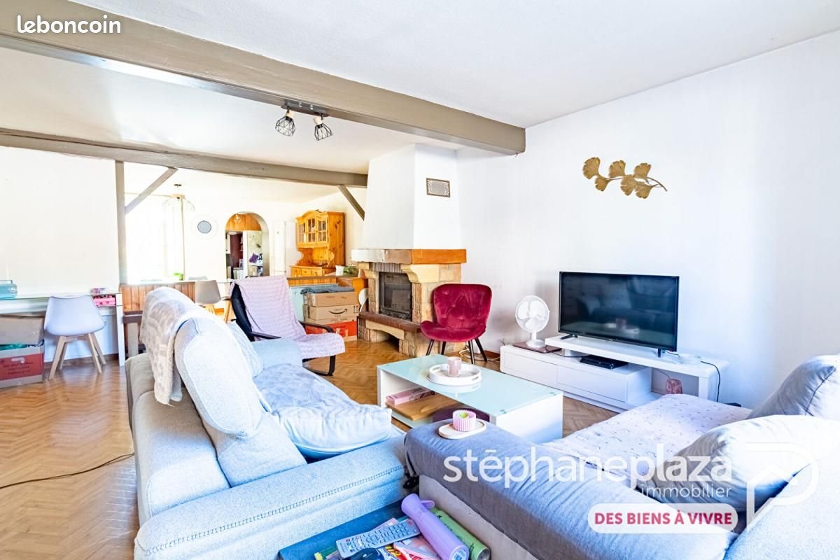 Maison à vendre, 141m², Corcelles-en-Beaujolais