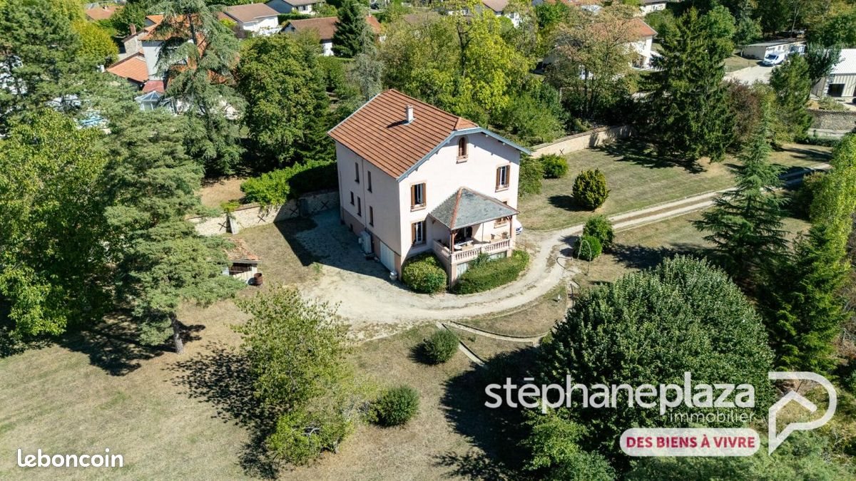 Maison à vendre, 210m², Ceyzériat