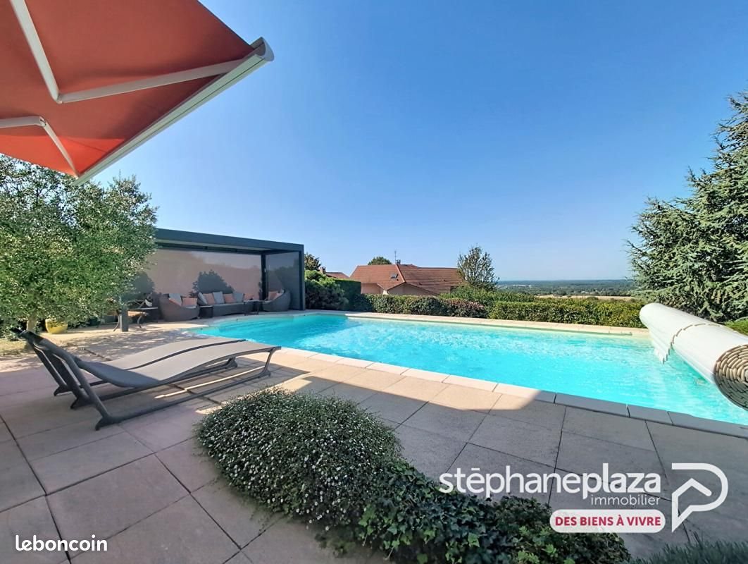 Maison à vendre, 140m², Ceyzériat