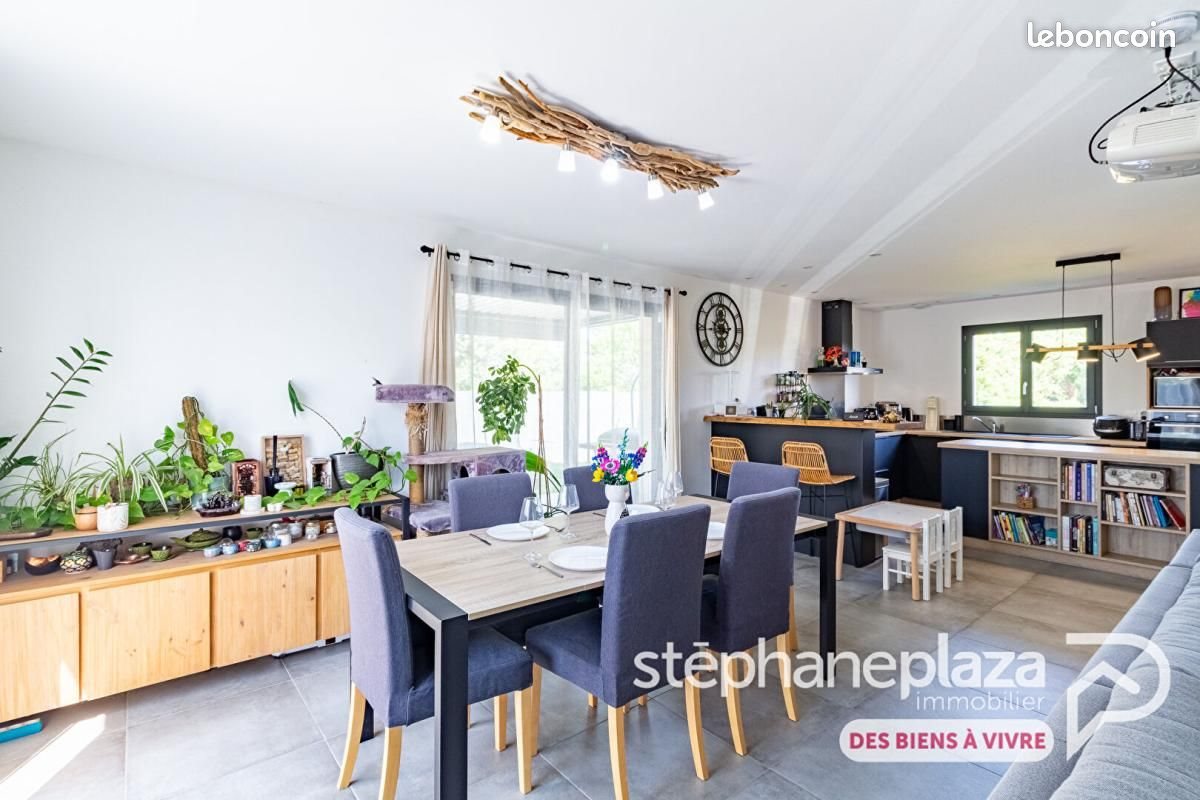 Maison à vendre, 110m², Ambérieux-en-Dombes