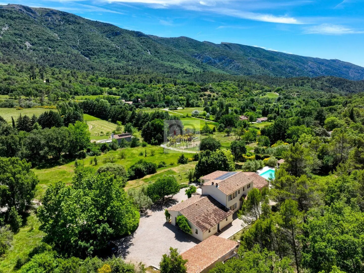 Maison à vendre, 295m², Vauvenargues