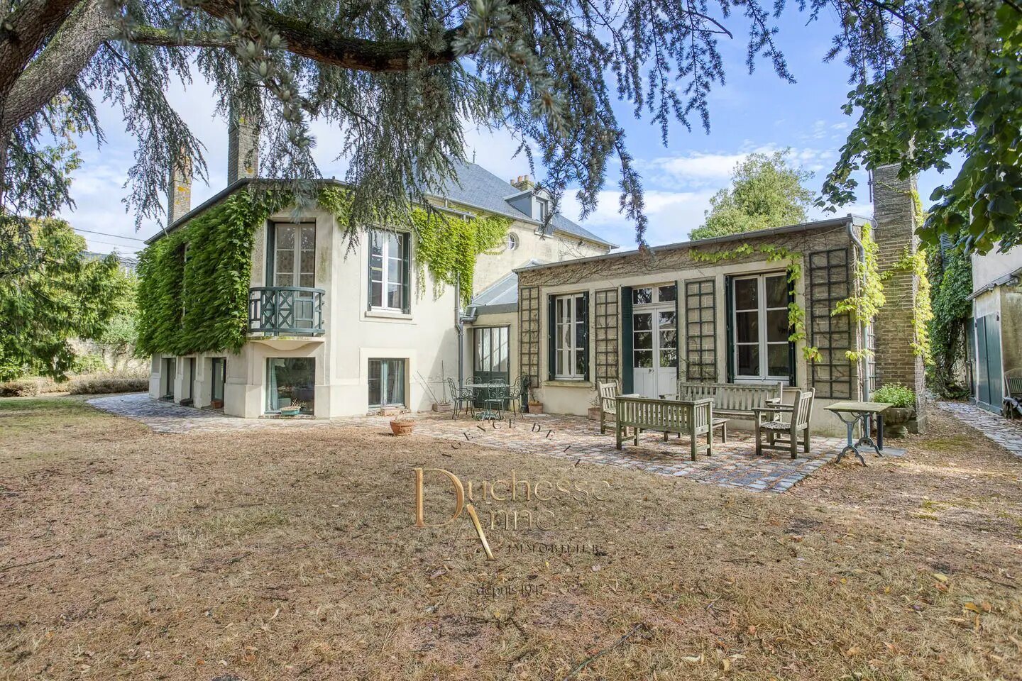 Maison à vendre, 165m², Civry-la-Forêt