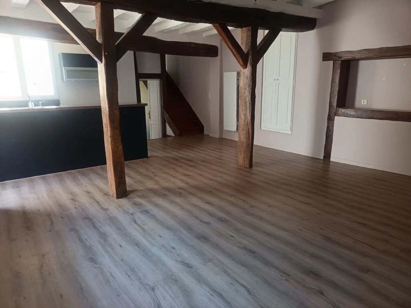 Appartement à louer, 57m², Méré