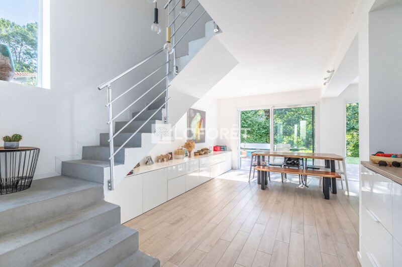 Maison à vendre, 116m², Bassussarry