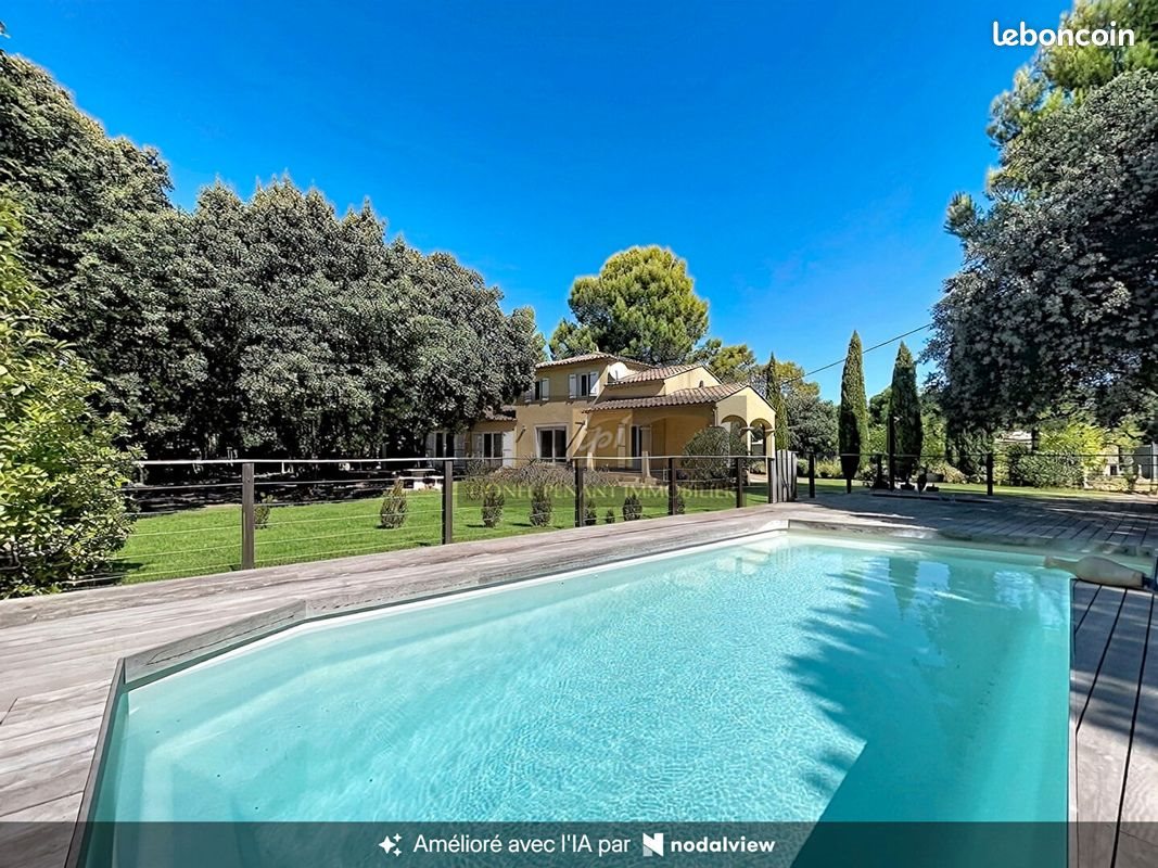 Maison à vendre, 160m², Mazan