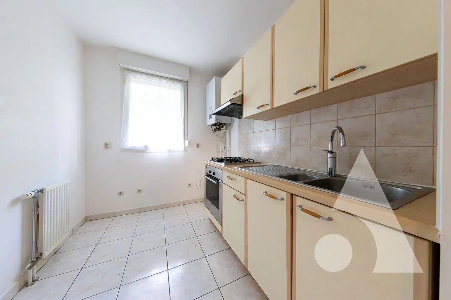 Appartement à louer, 44m², Evry