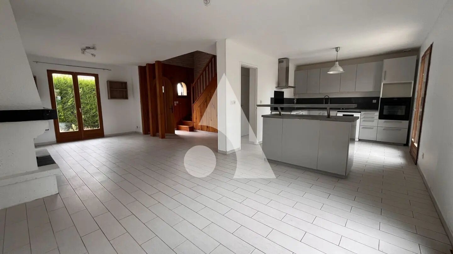 Maison à louer, 105m², Corbeil-Essonnes