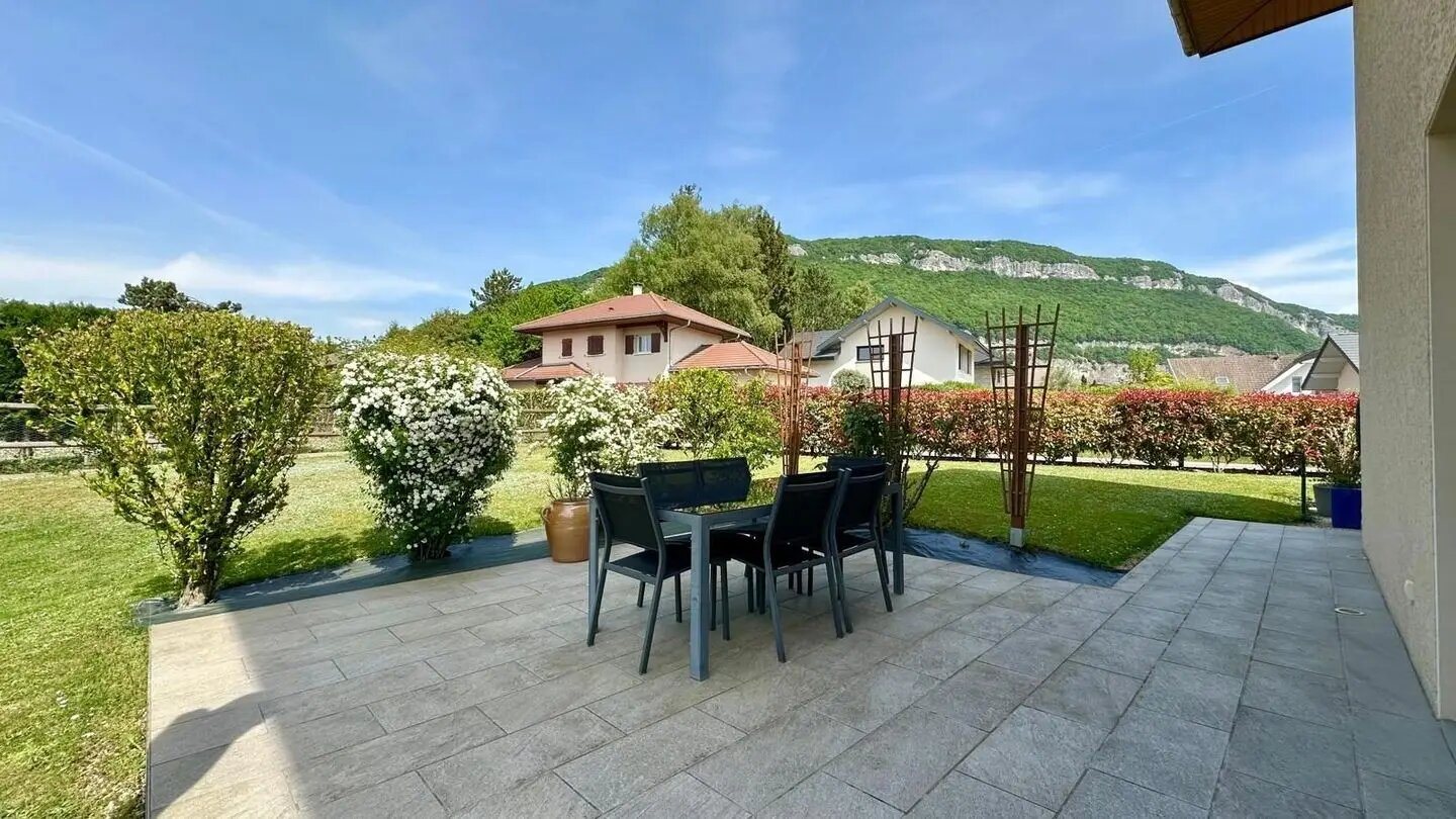 Maison à vendre, 93m², Sillingy