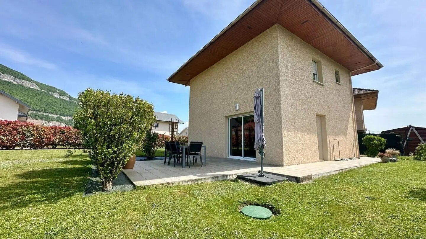 Maison à vendre, 93m², Sillingy