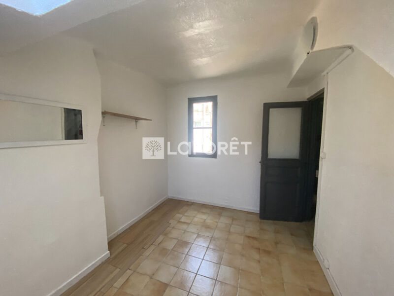 Appartement à louer, 33m², Marseille 3ème