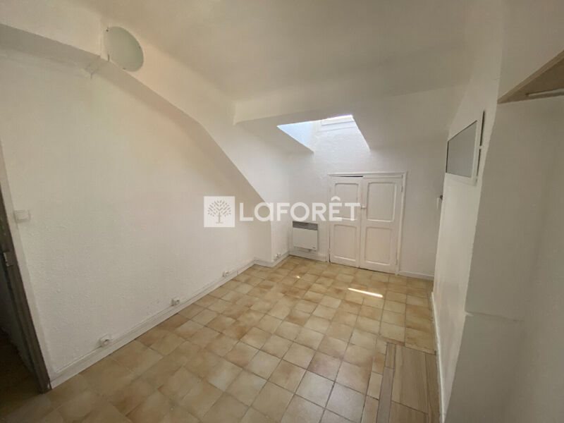 Appartement à louer, 33m², Marseille 3ème
