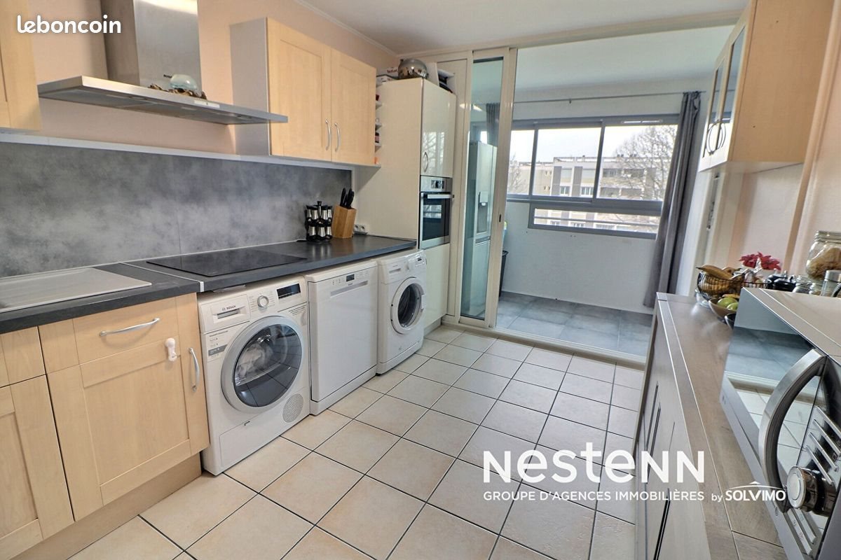 Appartement à vendre, 76m², Saint-Priest