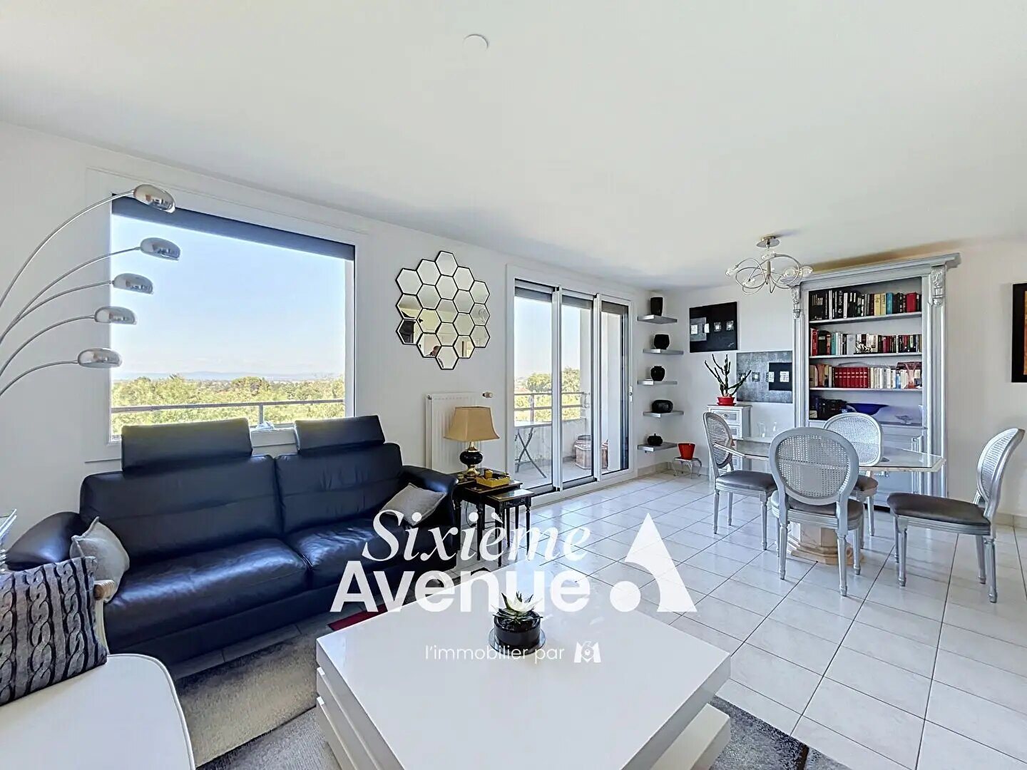 Appartement à vendre, 73m², Décines-Charpieu