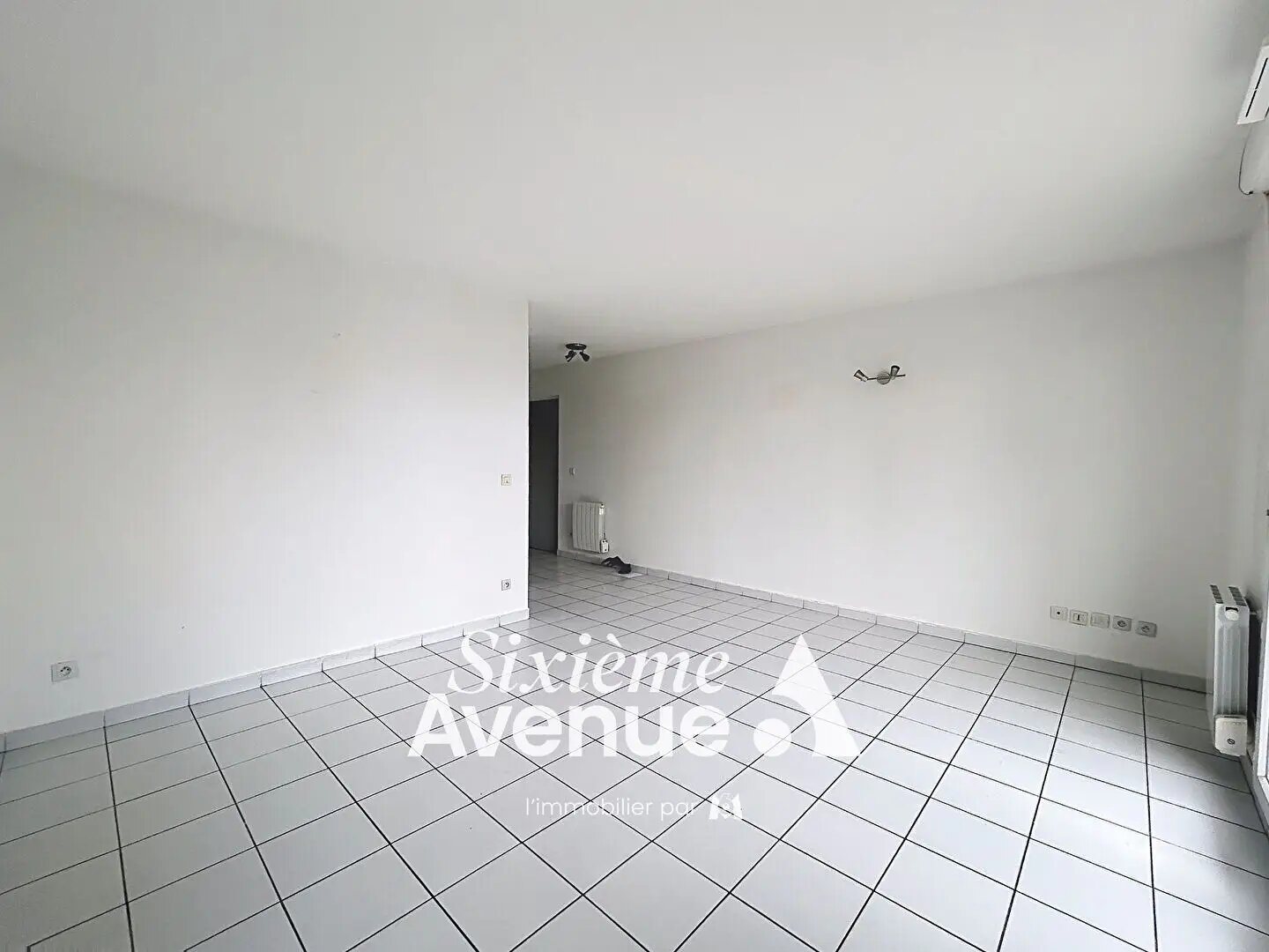 Appartement à louer, 46m², Décines-Charpieu