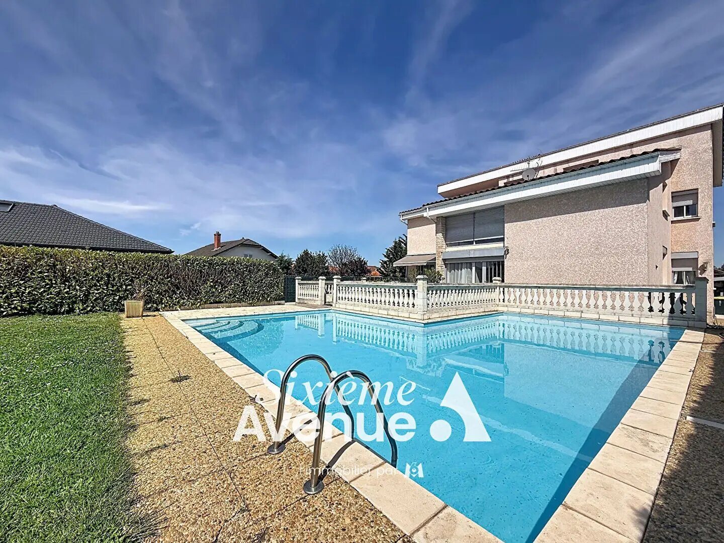 Maison à vendre, 262m², Décines-Charpieu