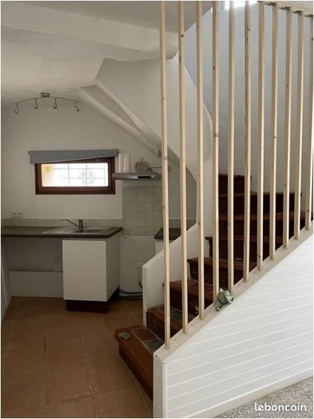 Maison à louer, 56m², Saint-Geniès-de-Fontedit