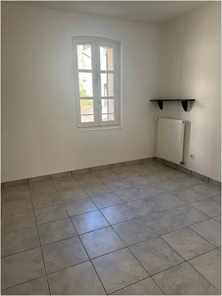 Appartement à louer, 36m², Corneilhan