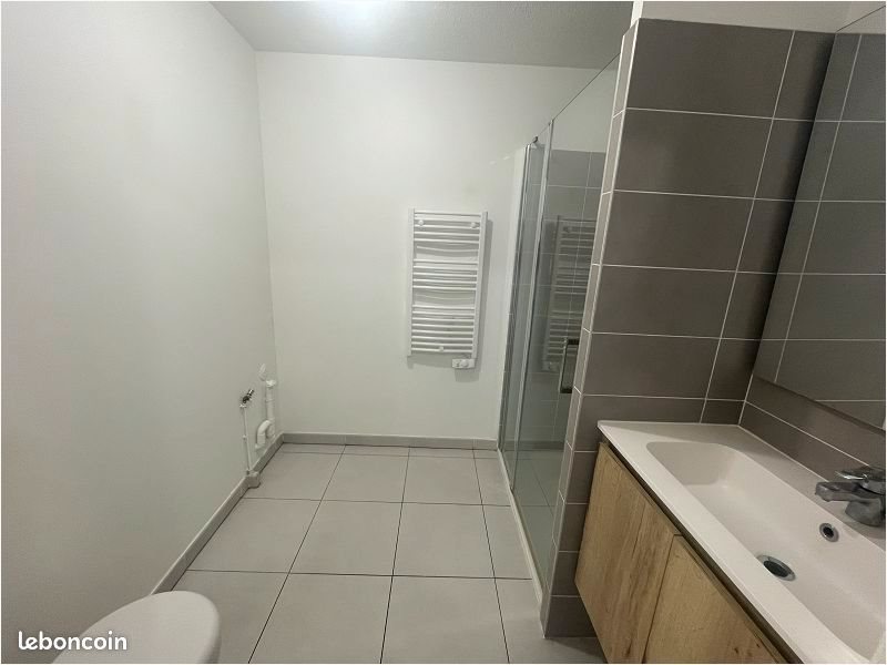 Appartement à louer, 25m², Béziers