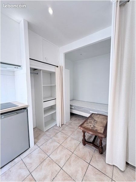 Appartement à louer, 15m², Béziers