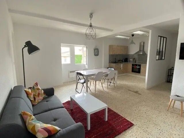 Appartement à louer, 64m², Pézenas